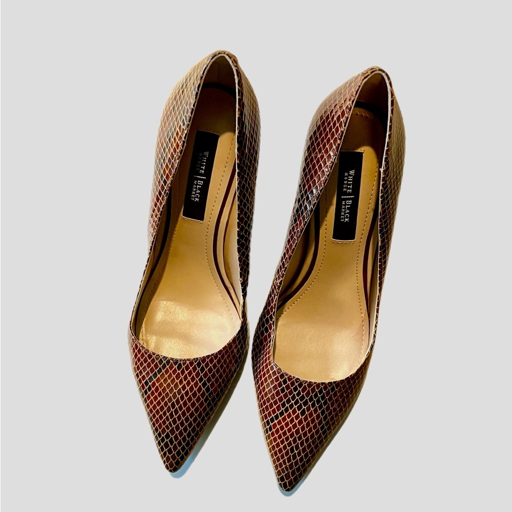White House Black Market brown tone snakeskin high heel, size 7.5